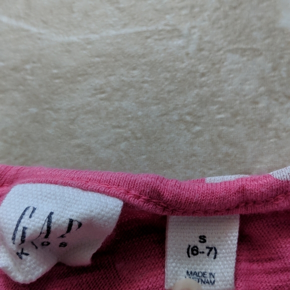 Girl size 6 Gap pink top and gray jeans - Picture 9 of 9